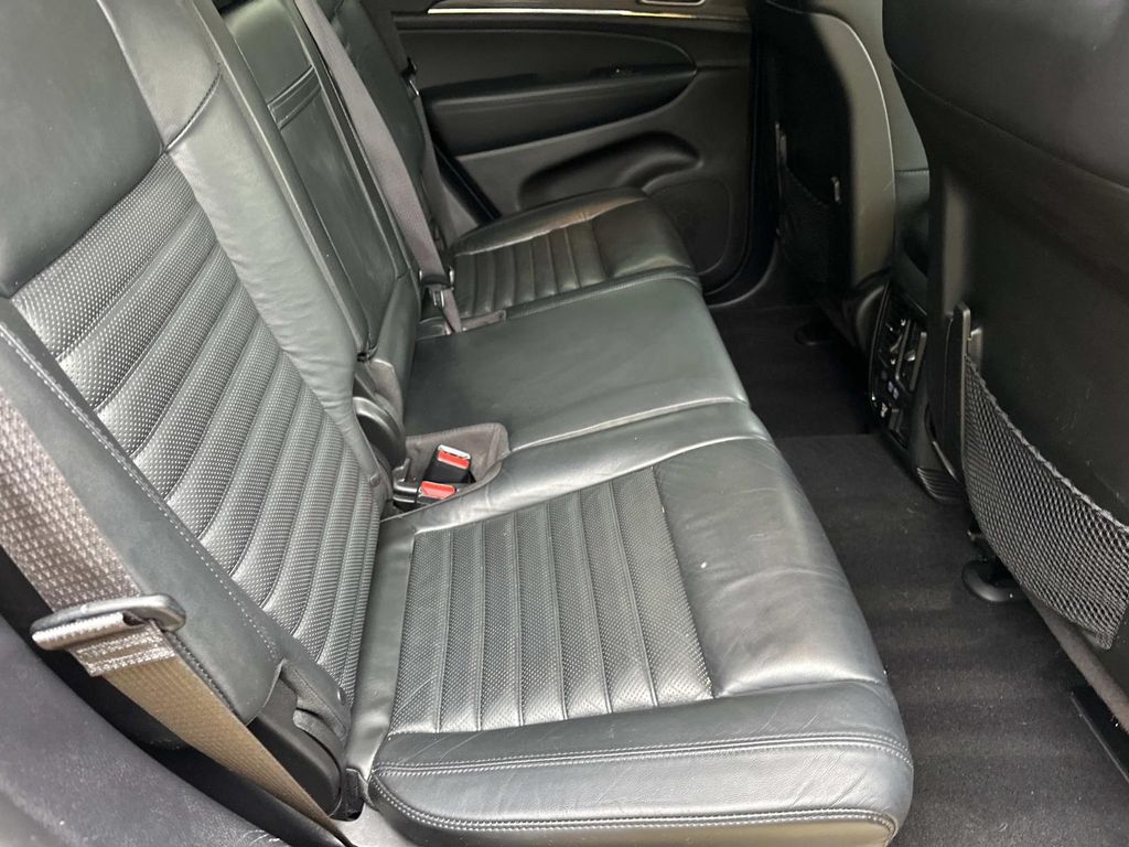 Thumbnail: 2019 Jeep Grand Cherokee - 24