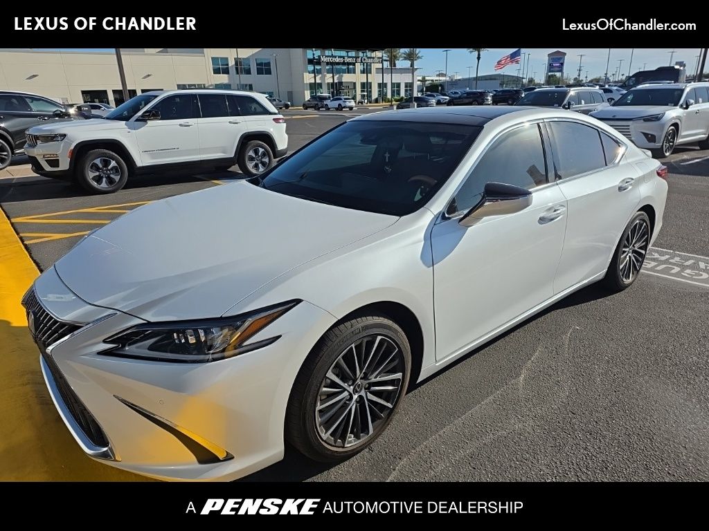 Thumbnail: 2025 Lexus ES - 1