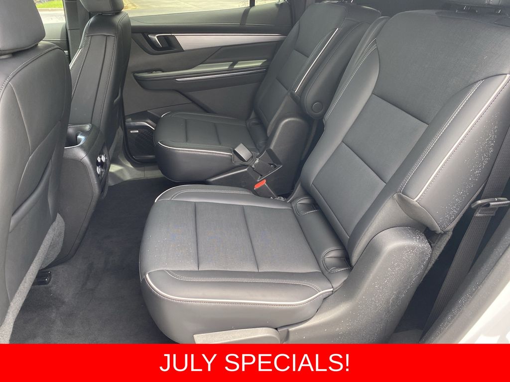 Used 2025 Buick Enclave SUV