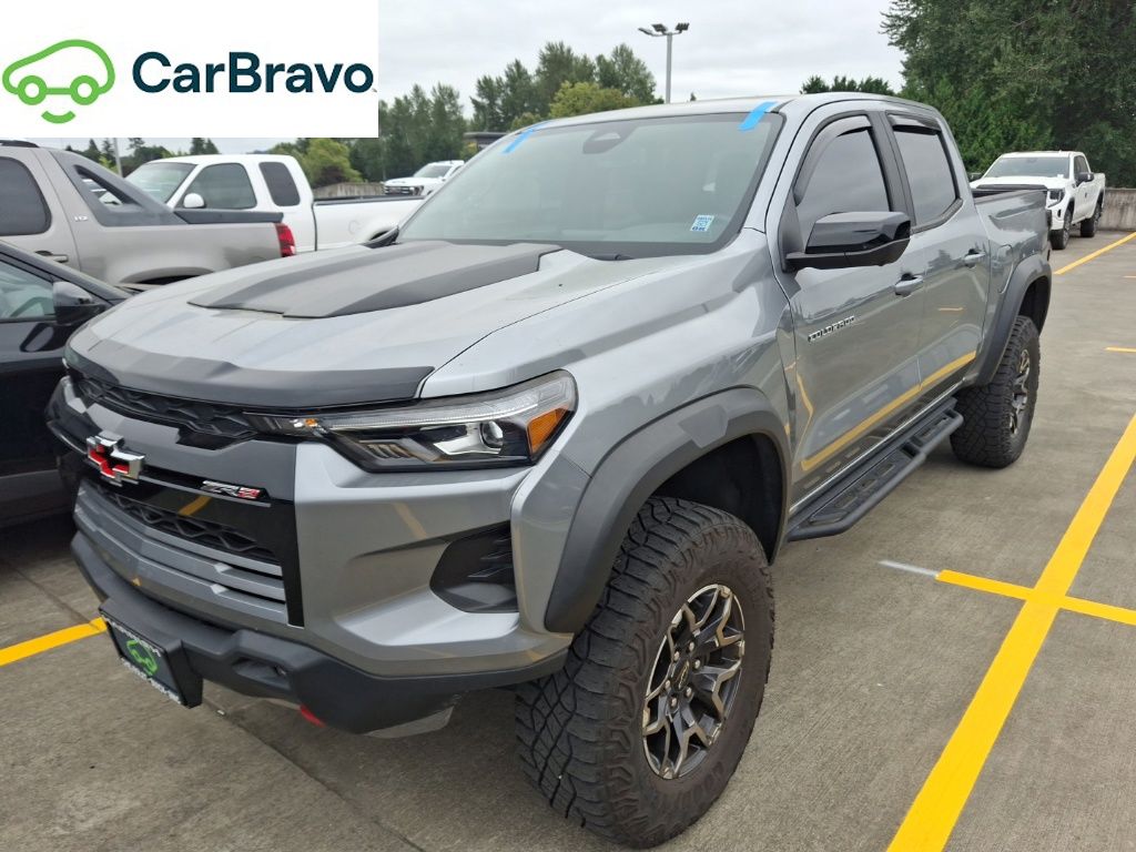 Sterling Gray Metallic 2024 Chevrolet Colorado Pickup Truck Four-Wheel Drive 8-Speed Automatic