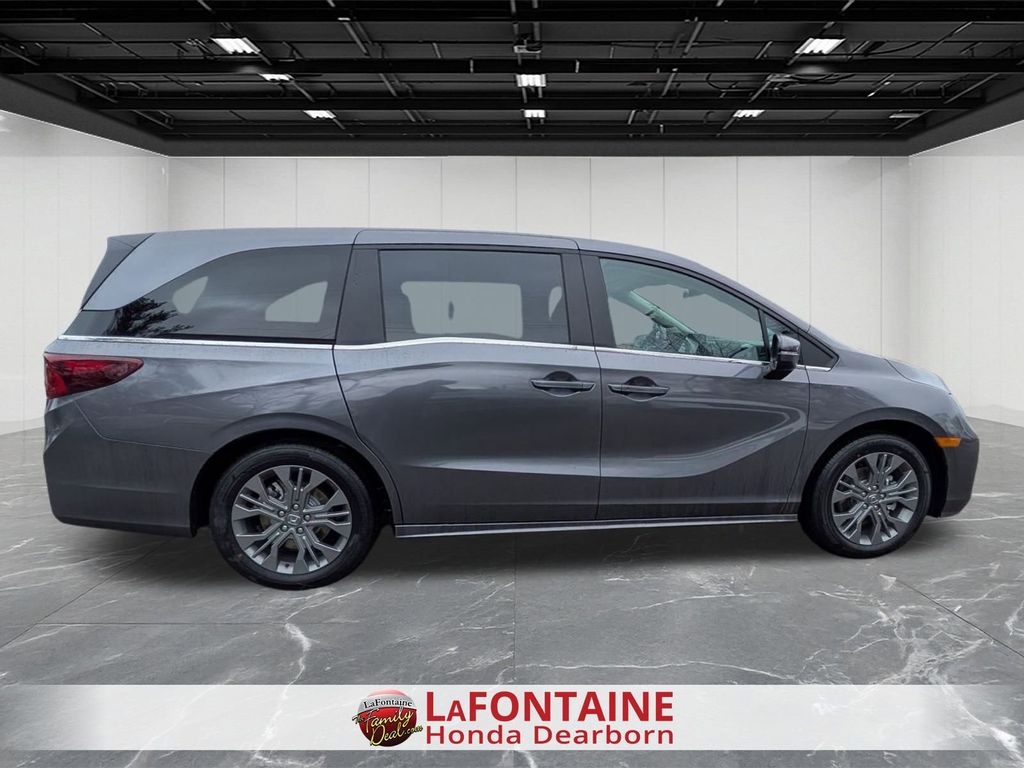 2026 Honda Odyssey Touring - Photo 6