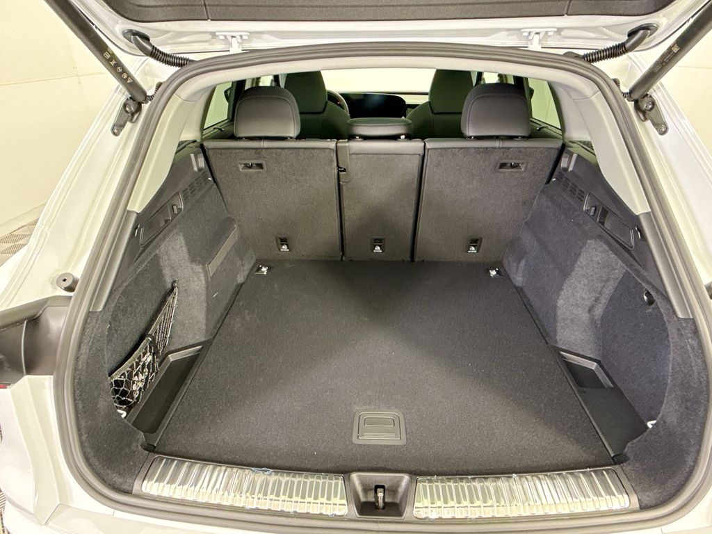 Thumbnail: 2025 Audi Q5 - 28