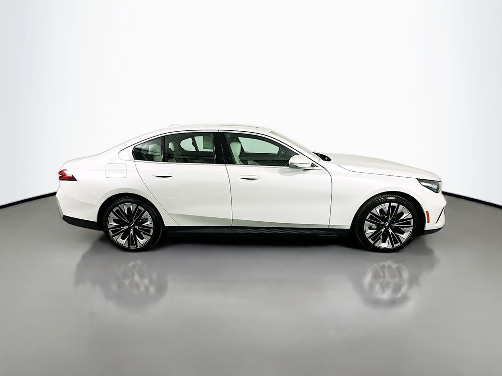 2025 BMW i5 eDrive40 4