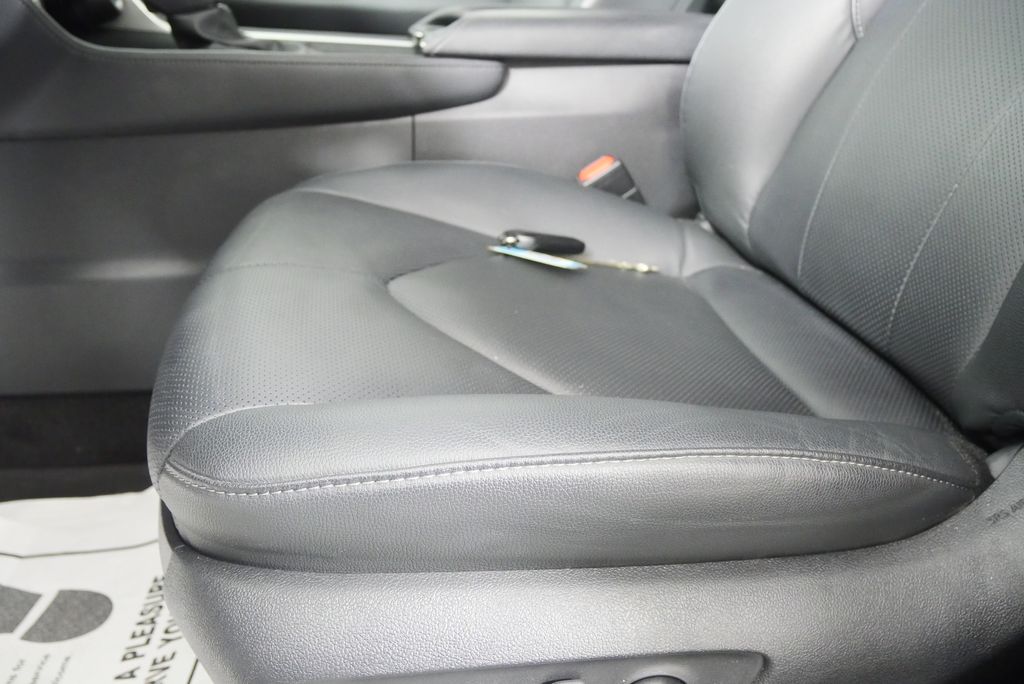 Thumbnail: 2024 Toyota Grand Highlander - 9