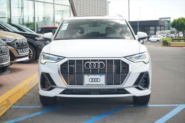 Thumbnail: 2025 Audi Q3 - 5