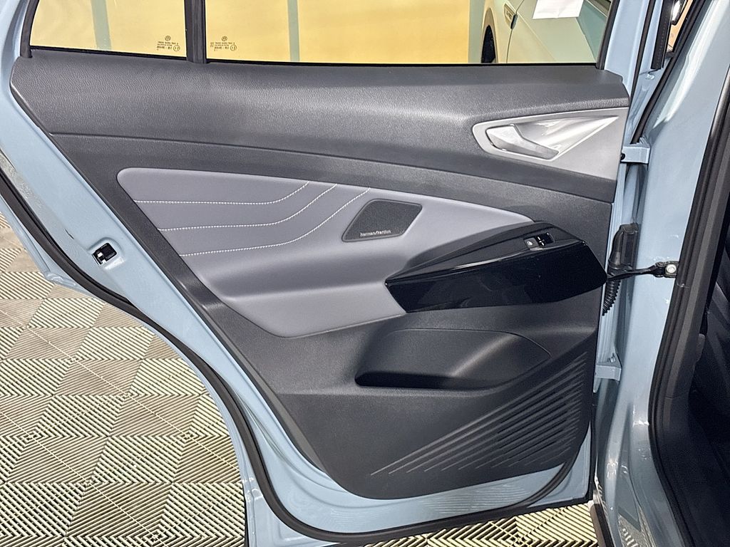 2025 Volkswagen ID.4 Pro S Plus