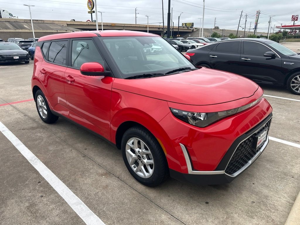 2025 Kia Soul LX Red at Community Kia