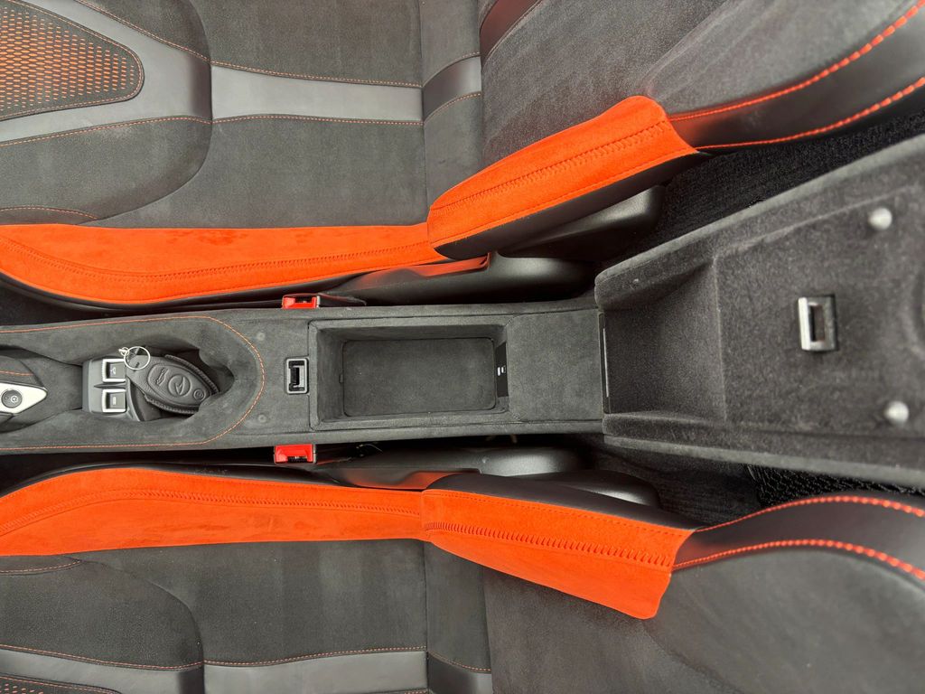 2024 McLaren 750S