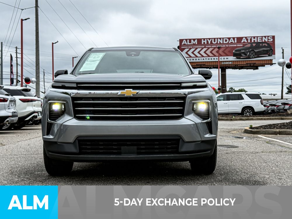 Used 2025 Gray Chevrolet LT image 3