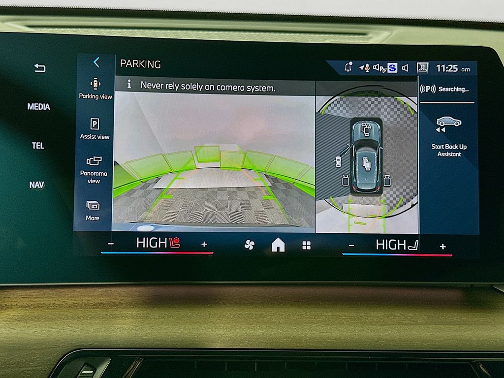 Thumbnail: 2026 BMW X1 - 13