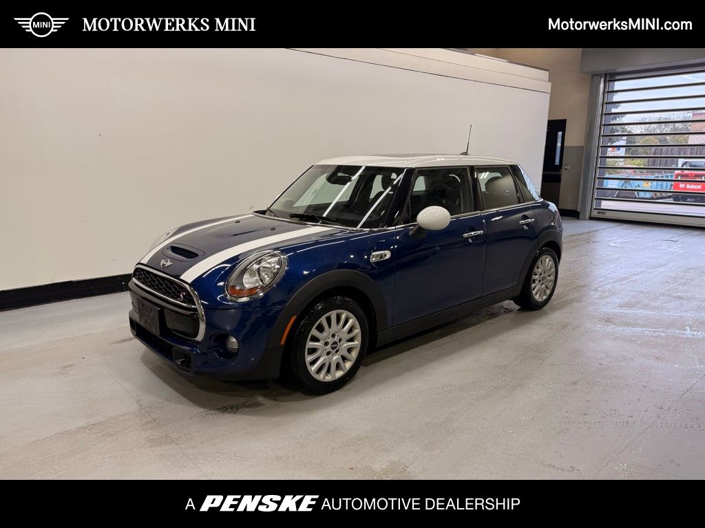 2016 MINI Cooper Base -
                  Golden Valley, MN