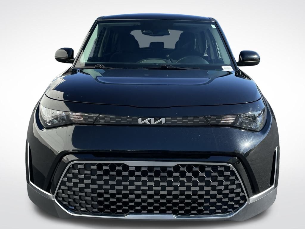 Thumbnail: 2023 Kia Soul - 9