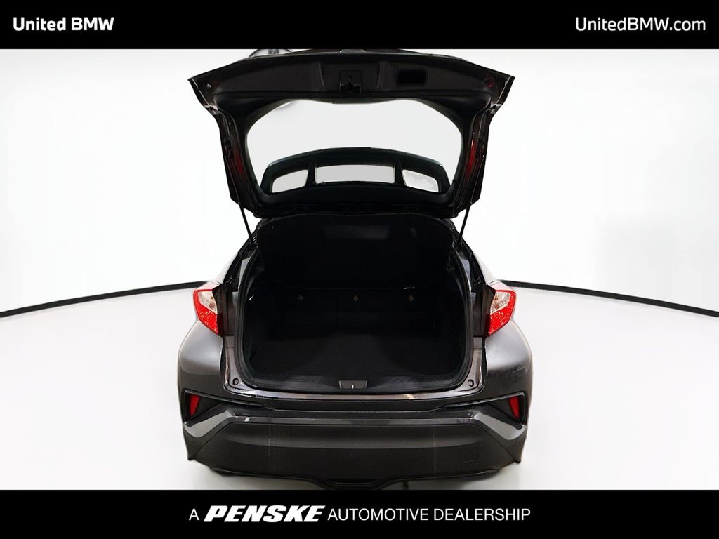 Thumbnail: 2018 Toyota C-HR - 12