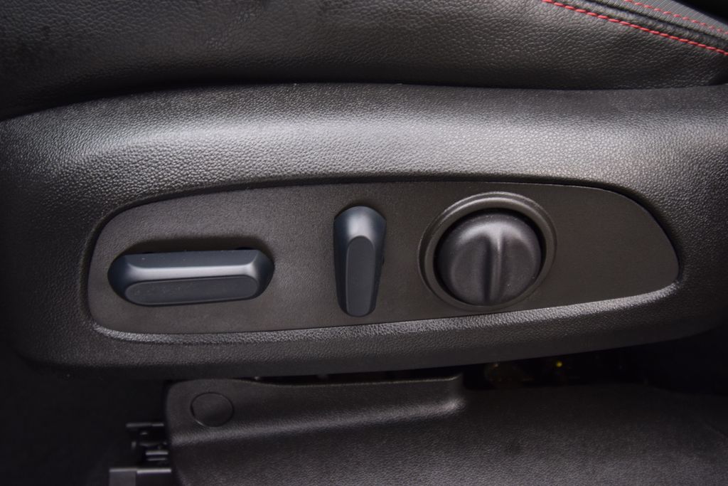 used 2022 Chevrolet Equinox car, priced at $25,000