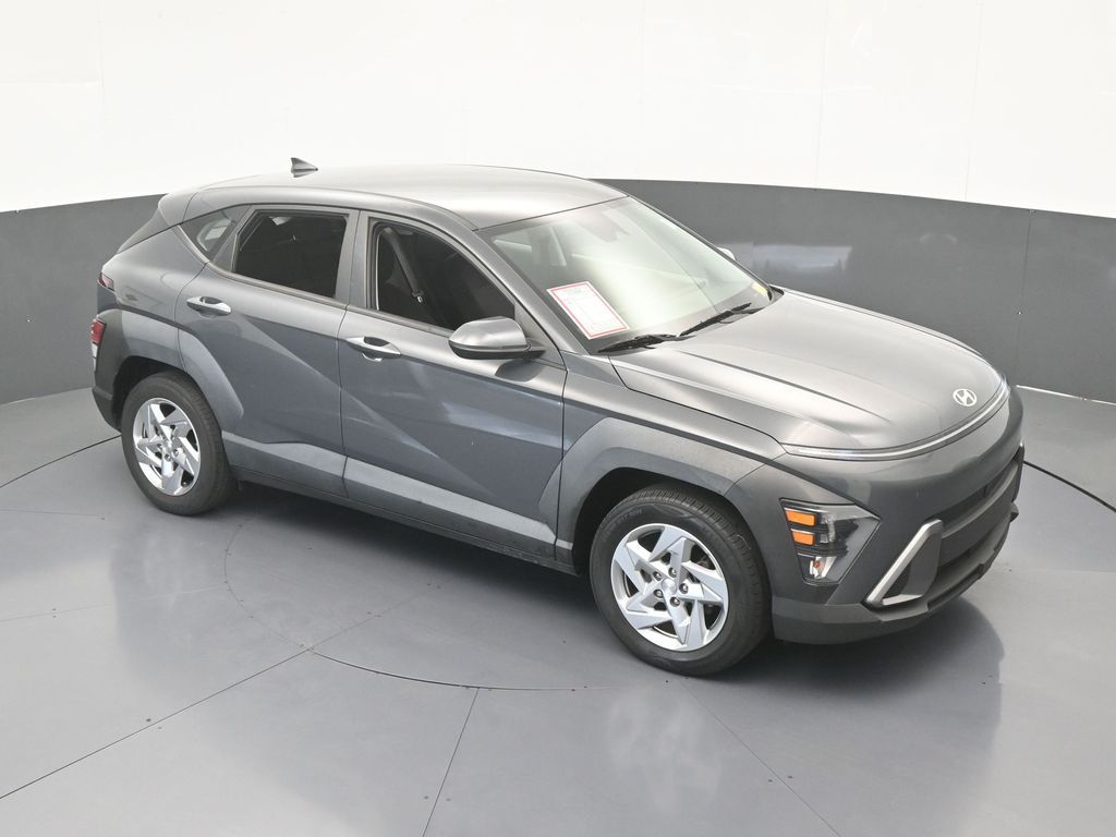 Used 2024 Ecotronic Gray Pearl Hyundai SE image 55