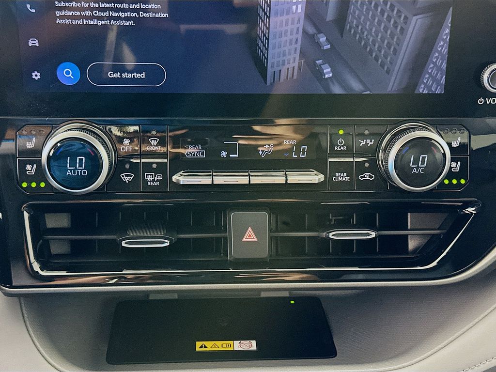 Thumbnail: 2023 Toyota Highlander - 13