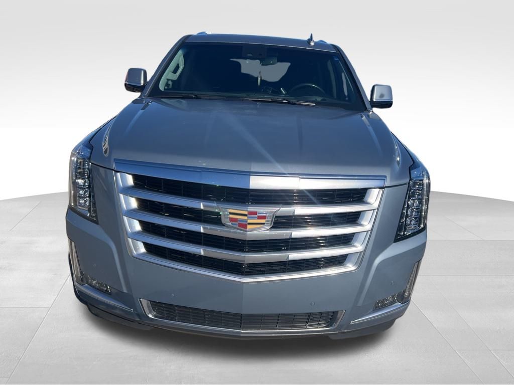 2016 Cadillac Escalade Luxury 4