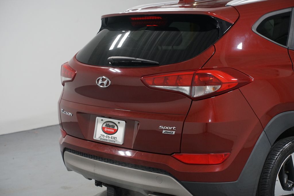 Thumbnail: 2018 Hyundai Tucson - 9
