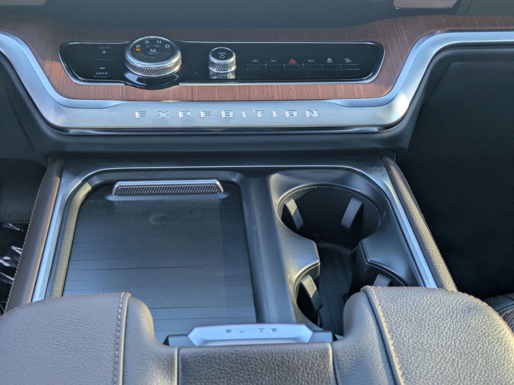 2026 Ford Expedition King Ranch