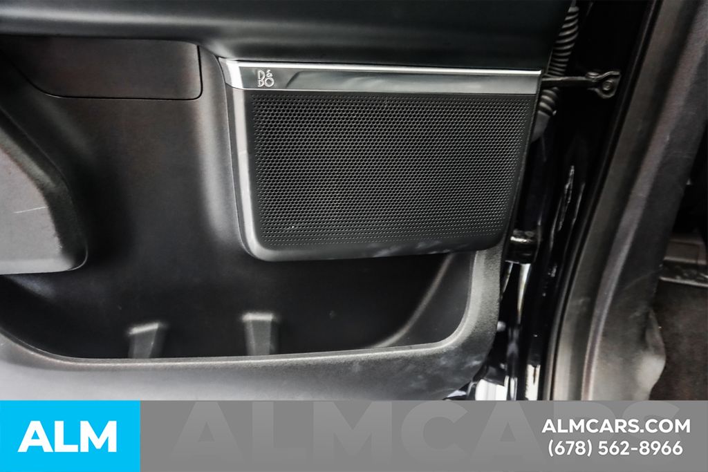 Used 2025 Black Ford Platinum image 60
