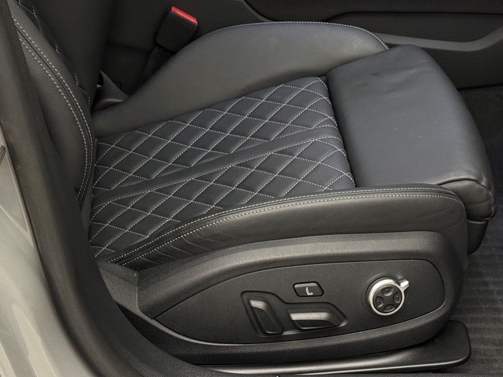 Thumbnail: 2022 Audi S5 - 20