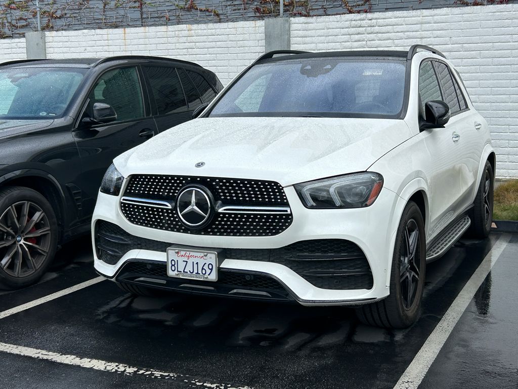 Thumbnail: 2020 Mercedes-Benz GLE - 2