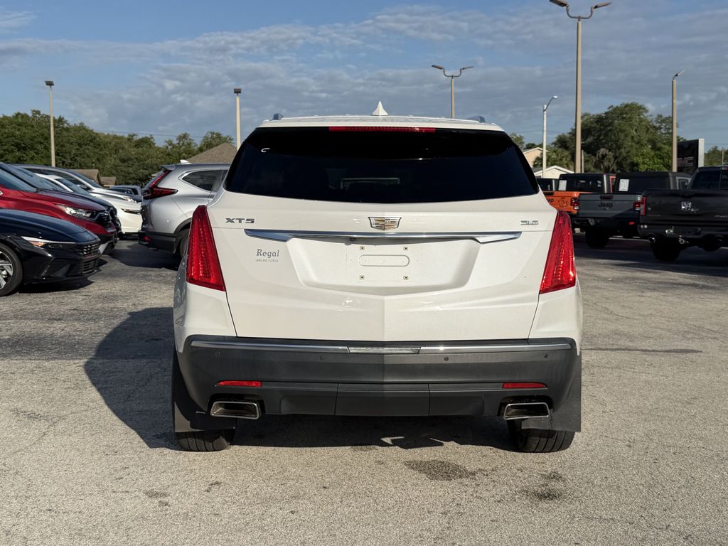 used 2019 Cadillac XT5 car, priced at $15,491