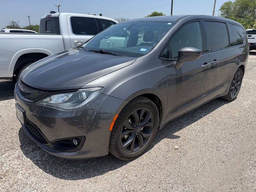 2020 Chrysler Pacifica Touring