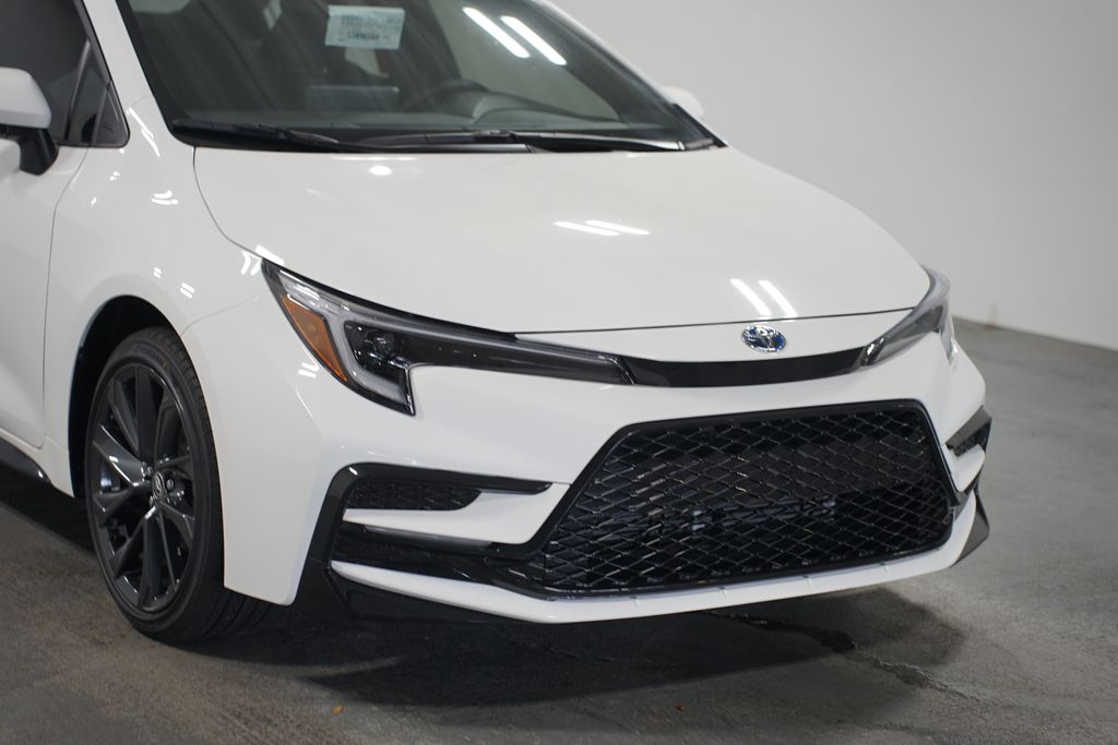 2025 Toyota Corolla SE 4