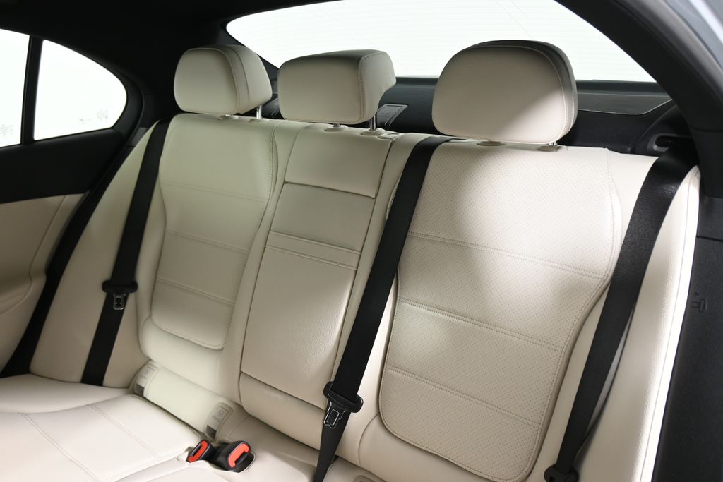 Thumbnail: 2026 Mercedes-Benz C-Class - 4