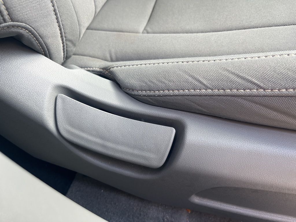 Thumbnail: 2023 Hyundai Elantra - 26