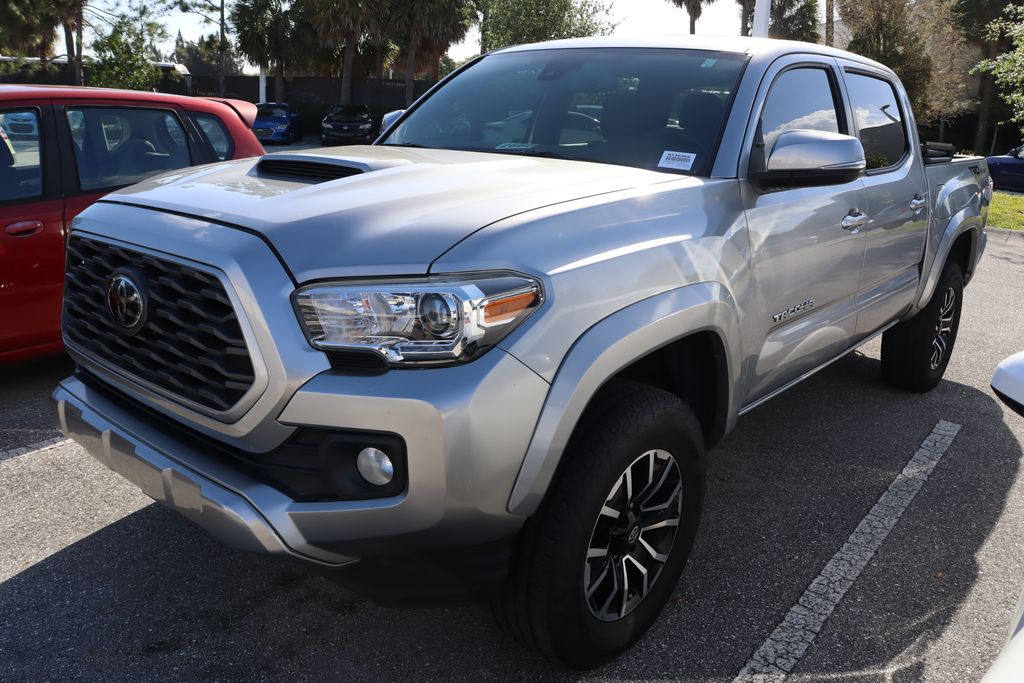 2020 Toyota Tacoma TRD Sport 2