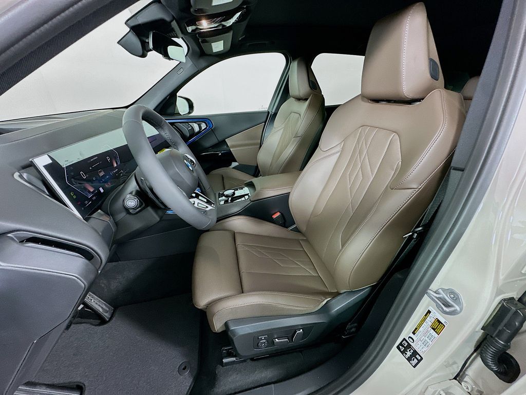 Thumbnail: 2026 BMW X3 - 16