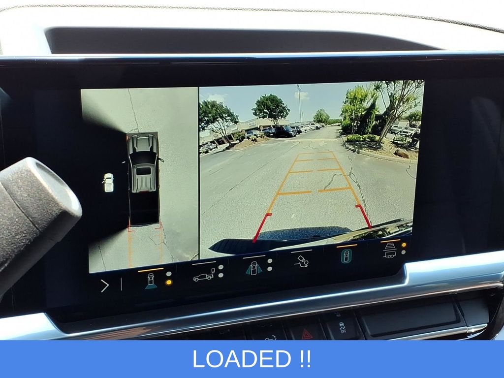 Used 2024 Black Chevrolet High Country image 3
