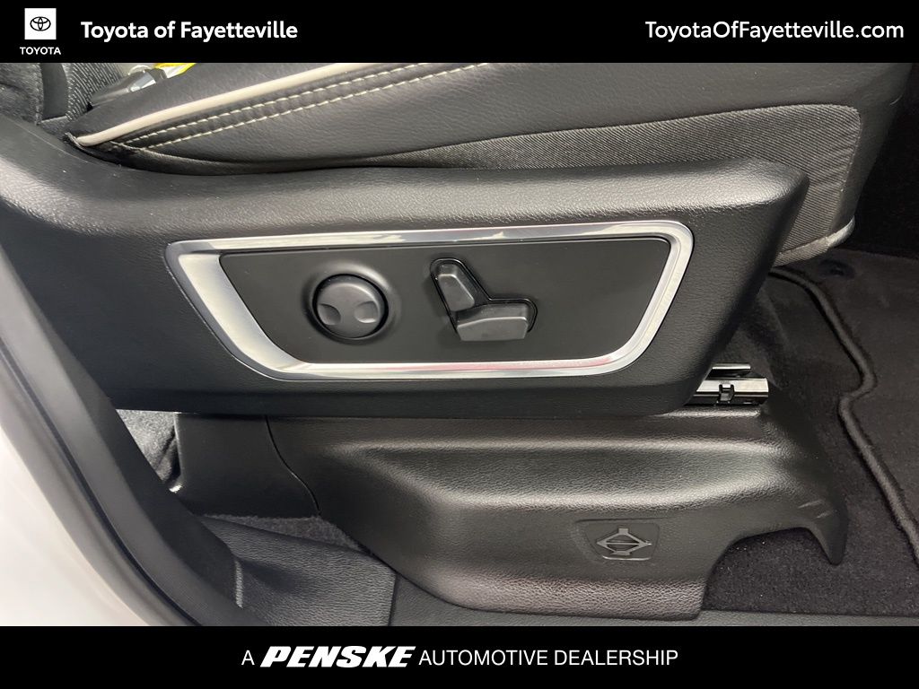 Thumbnail: 2025 RAM 1500 - 11