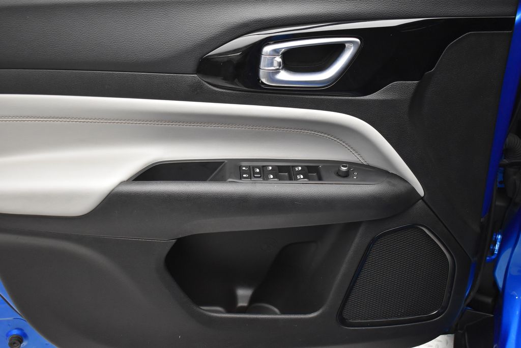 Thumbnail: 2025 Jeep Compass - 11