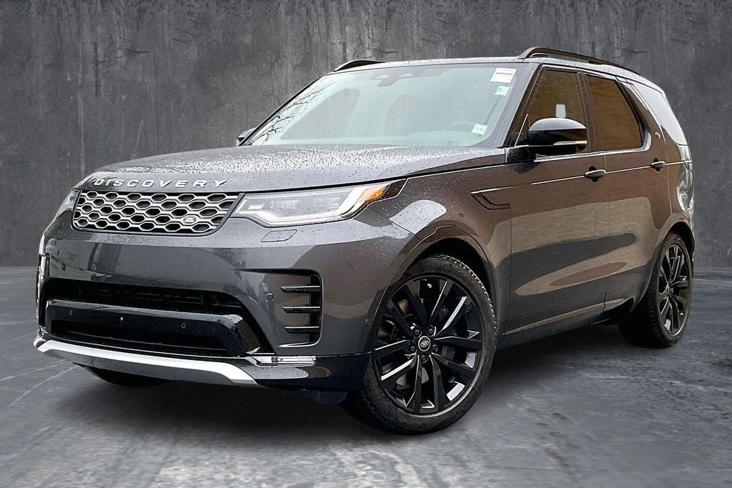 2026 Land Rover Discovery P360 Tempest Edition AWD