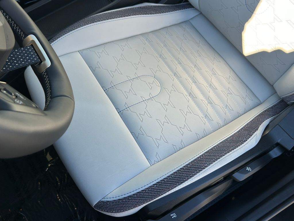 Thumbnail: 2025 MINI Cooper - 15