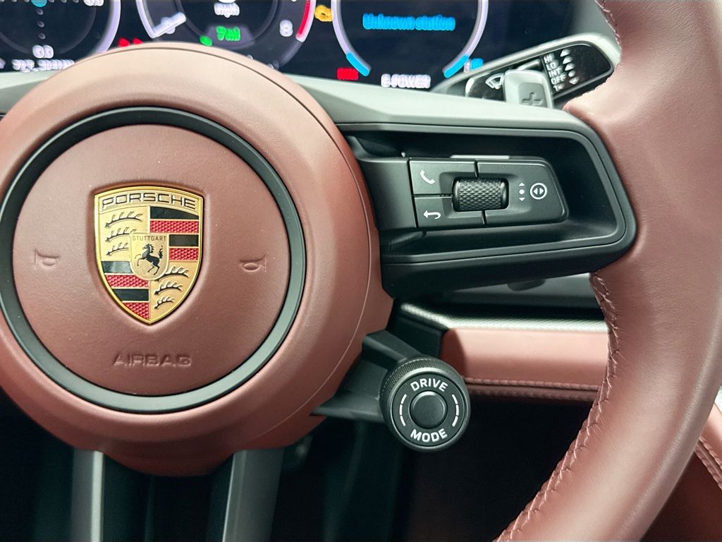 Thumbnail: 2026 Porsche Panamera - 15