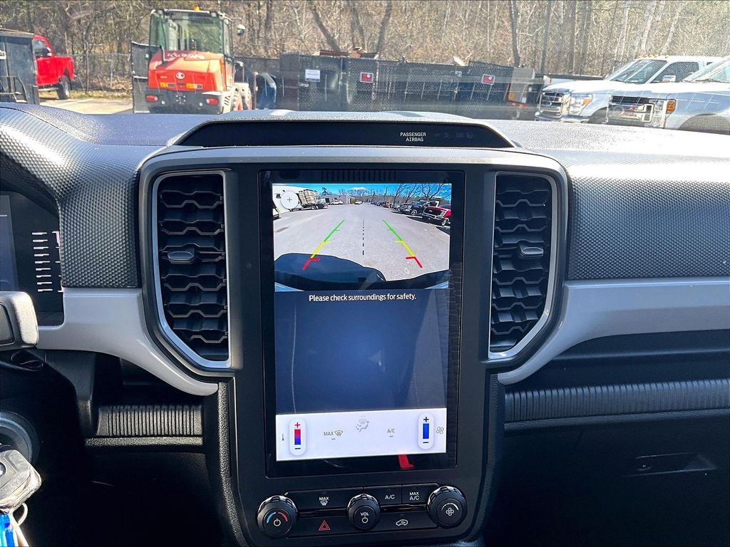 2025 Ford Ranger — photo 26