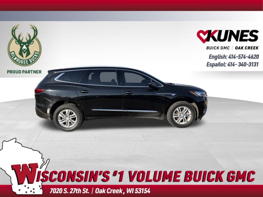 2018 Buick Enclave Essence AWD