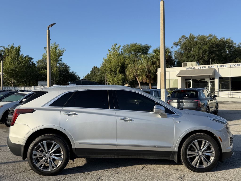 used 2020 Cadillac XT5 car, priced at $22,694
