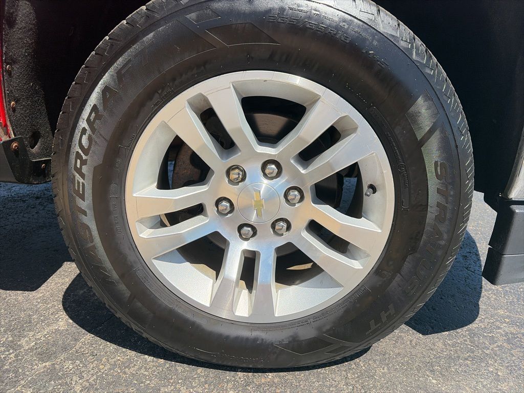 View vehicle photo 6