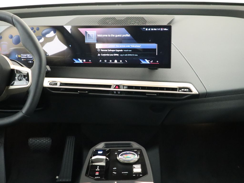2025 BMW iX xDrive50 14