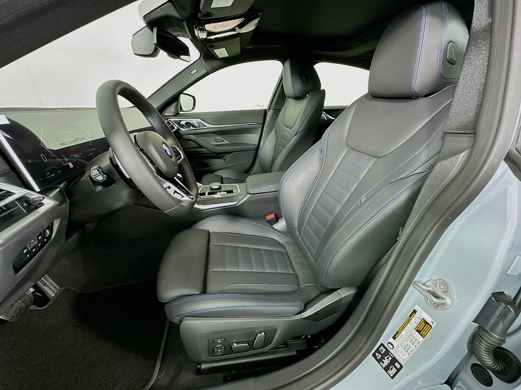 Thumbnail: 2026 BMW 4 Series - 16
