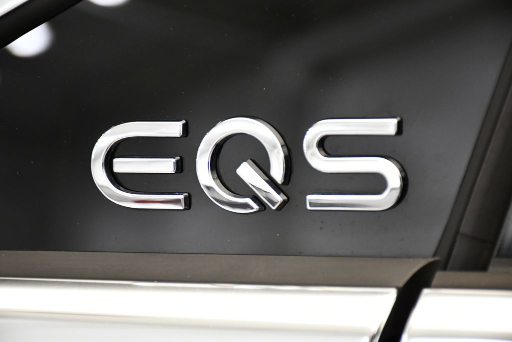 Thumbnail: 2023 Mercedes-Benz EQS - 11