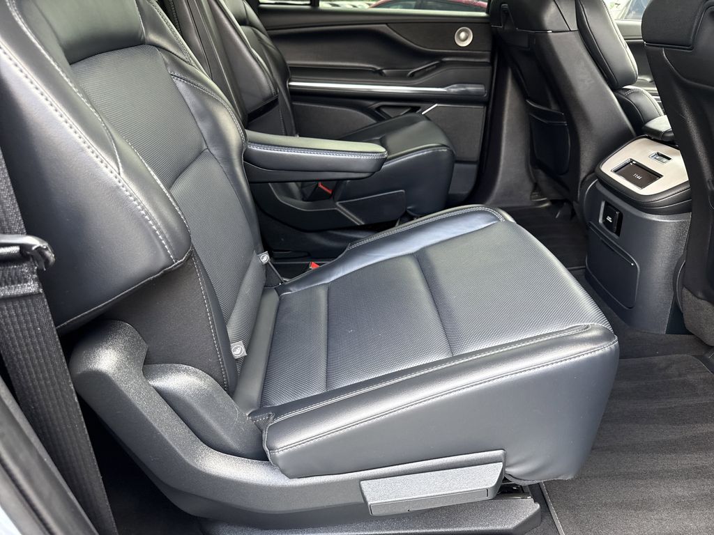 Used 2025 Lincoln Navigator L SUV