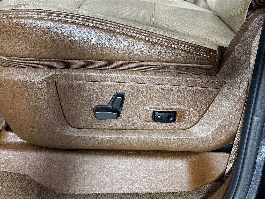 Used 2022 Gray Ram Laramie image 22