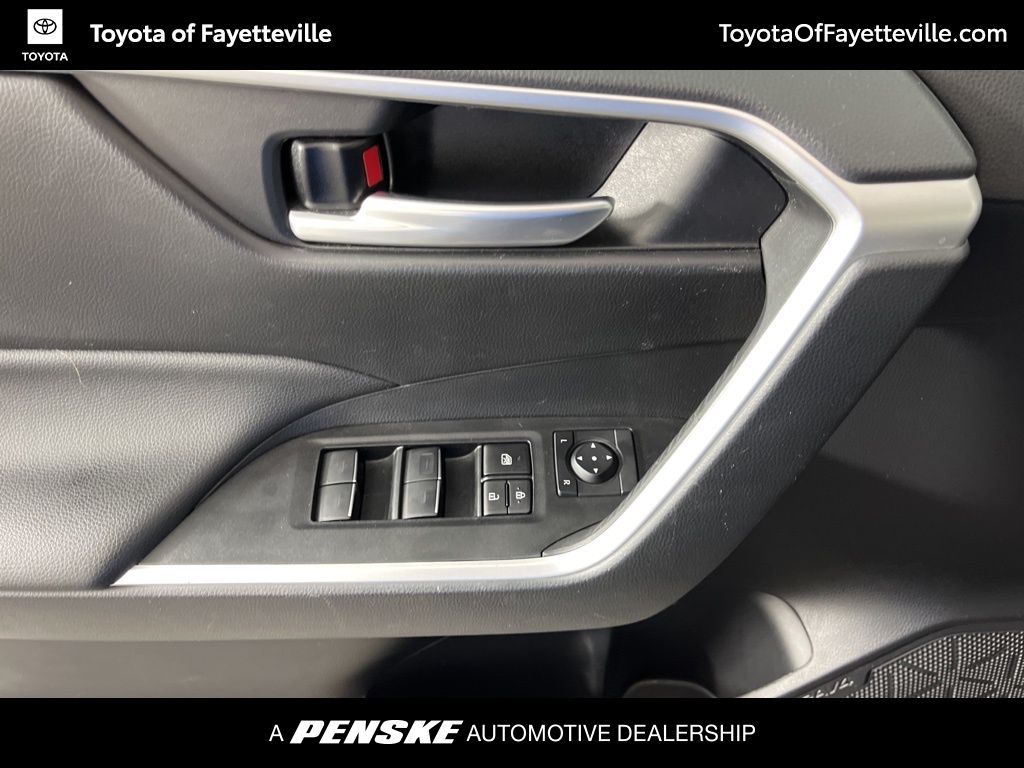 Thumbnail: 2023 Toyota RAV4 - 25