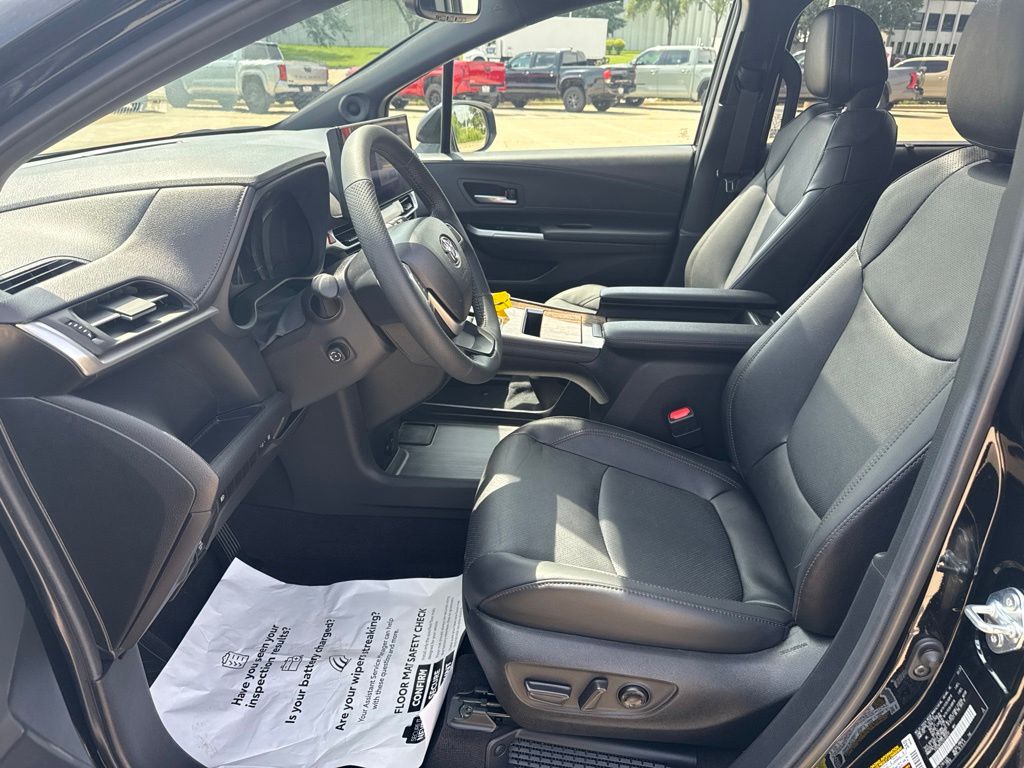 Used 2025 Toyota Sienna Van